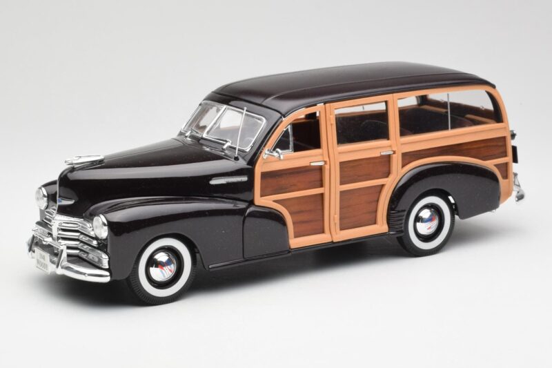 Chevrolet Fleetmaster Woody Brązowy Maisto 1:18 36854 Metal