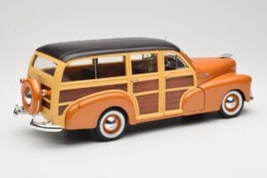 Chevrolet Fleetmaster Woody Złoty Maisto 1:18 56042 Metal — zdjęcie 3 z 8