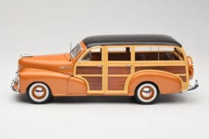 Chevrolet Fleetmaster Woody Złoty Maisto 1:18 56042 Metal — zdjęcie 4 z 8
