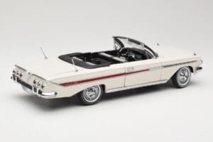 Chevrolet Impala Kabriolet Biały Sun Star 1:18 3405 Metal — zdjęcie 3 z 8