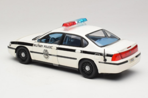 Chevrolet Impala Military Police Maisto 1:18 36611 Metal — zdjęcie 5 z 6