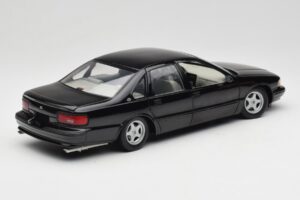 Chevrolet Impala SS Czarny UT Models 1:18 21031 Metal — zdjęcie 3 z 8