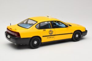Chevrolet Impala Taxi Maisto 1:18 36617 Metal — zdjęcie 3 z 8