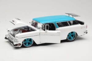 Chevrolet Nomad Biały Maisto 1:18 32613 Metal — zdjęcie 2 z 8