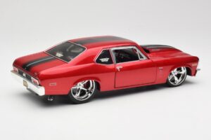 Chevrolet Nova SS Coupe Czerwony Maisto 1:18 31083-M1 Metal — zdjęcie 3 z 8