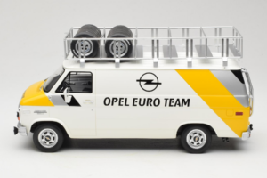 Opel Manta 400 Group B Rally Tour de Corse 1984 Z Chevrolet G30 Samochodem Serwisowym Otto 1:18 OT491 Żywica — zdjęcie 6 z 13