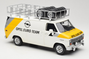 Opel Manta 400 Group B Rally Tour de Corse 1984 Z Chevrolet G30 Samochodem Serwisowym Otto 1:18 OT491 Żywica — zdjęcie 7 z 13