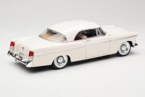 Chrysler 300B Biały Maisto 1:18 531897 Metal — zdjęcie 3 z 8