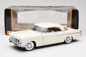 Chrysler 300B Biały Maisto 1:18 531897 Metal — zdjęcie 8 z 8