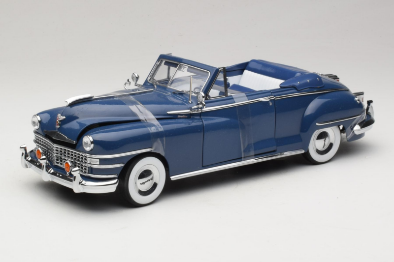 Chrysler New Yorker Niebieski Signature Models 1:18 Chrysler New Yorker Niebieski Signature Models 1:18 CT-68629 Metal