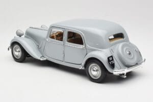 Citroen 15CV 6 Cyl Szary Maisto 1:18 50313 Metal — zdjęcie 7 z 8
