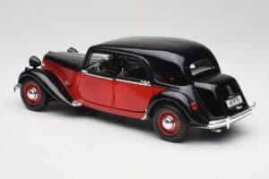 Citroen 15CV 6 Cyl Czarny & Czerwony Valmy Maisto 1:18 56009 Metal — zdjęcie 7 z 8