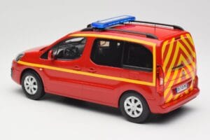Citroen Berlingo II Pompiers Czerwony Norev 1:18 181641 Metal — zdjęcie 5 z 6