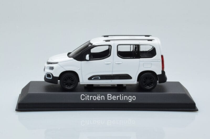 Citroen Berlingo Biały Norev 1:43 155766 Metal