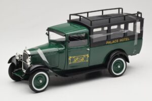 Citroen C4 F Palace Hotel Zielony Solido 1:18 118303-00 Metal