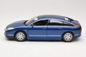 Citroen C6 Niebieski Bburago 1:18 18-12073 Metal — zdjęcie 4 z 8