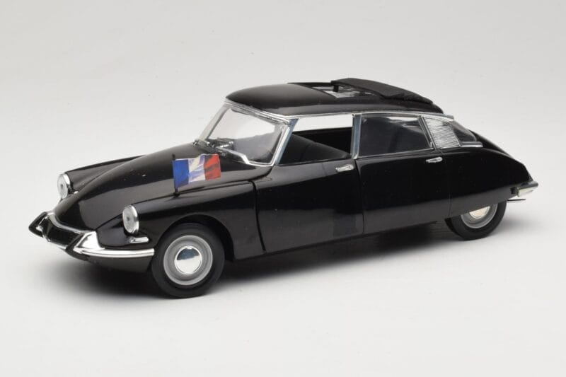 Citroen DS Presidentielle Szary Solido 1:18 8035 Metal