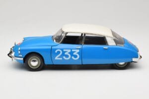 Citroen DS #233 Rally Niebieski Solido 1:18 8034 Metal — zdjęcie 4 z 8