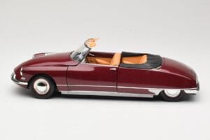 Citroen DS19 Kabriolet Bordeaux Norev 1:18 181561 Metal — zdjęcie 4 z 8