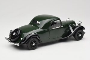 Citroen Traction Avant 11 Coupe Zielony Solido 1:18 8179 Metal — zdjęcie 3 z 8