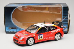 Citroen Xsara T4 WRC #14 P. Bugalski / J-P. Chiaroni WRC 2001 Solido 1:18 9021 Metal — zdjęcie 8 z 8