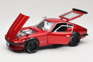 Datsun 240Z S30 Czerwony Maisto 1:18 32611 Metal — zdjęcie 2 z 8