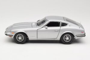 Datsun 240Z S30 Srebrny Sun Star 1:18 3503 Metal — zdjęcie 4 z 8