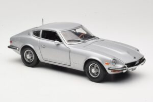 Datsun 240Z S30 Srebrny Sun Star 1:18 3503 Metal — zdjęcie 6 z 8