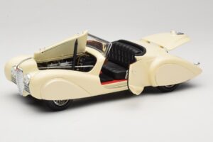 Delahaye Kabriolet Kremowy Guiloy 1:18 68580 Metal — zdjęcie 2 z 8