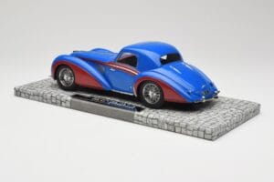 Delahaye Type 145 V12 Coupe Niebieski Czerwony Minichamps 1:18 107116121 Żywica — zdjęcie 5 z 6