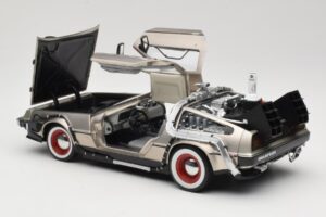 DeLorean DMC-12 Back to the Future Part III Sun Star 1:18 2712 Metal — zdjęcie 5 z 8