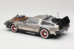 DeLorean DMC-12 Back to the Future Part III Sun Star 1:18 2712 Metal — zdjęcie 7 z 8