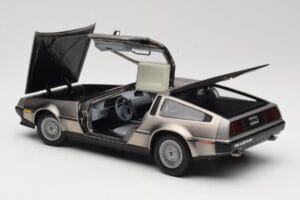 DeLorean DMC-12 LK Srebrny Sun Star 1:18 2701 Metal — zdjęcie 5 z 8