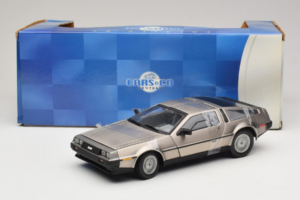 DeLorean DMC-12 Srebrny Sun Star 1:18 2703 Metal — zdjęcie 6 z 6