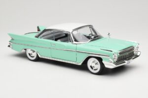 DeSoto Adventurer Zielony American Mint 1:18 92738 Metal — zdjęcie 6 z 8