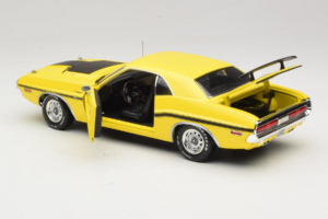 Dodge Challenger R/T NCIS TV Series Car Greenlight 1:18 12845 Metal — zdjęcie 5 z 8