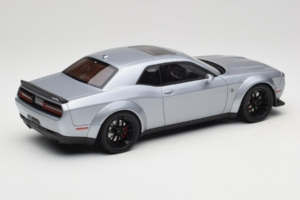 Dodge Challenger SRT Hellcat Redeye Srebrny GT Spirit 1:18 GT226 Żywica — zdjęcie 2 z 6