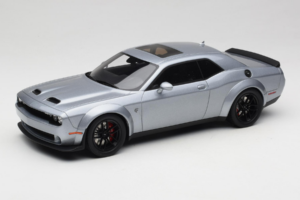 Dodge Challenger SRT Hellcat Redeye Srebrny GT Spirit 1:18 GT226 Żywica