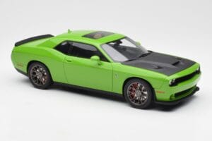 Dodge Challenger SRT Hellcat Zielony GT Spirit 1:18 GT168 Żywica — zdjęcie 4 z 6