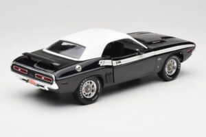 Dodge Challenger R/T Czarny & Biały ERTL 1:18 36549 Metal — zdjęcie 3 z 8