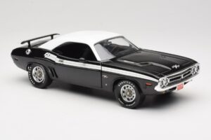 Dodge Challenger R/T Czarny & Biały ERTL 1:18 36549 Metal — zdjęcie 6 z 8