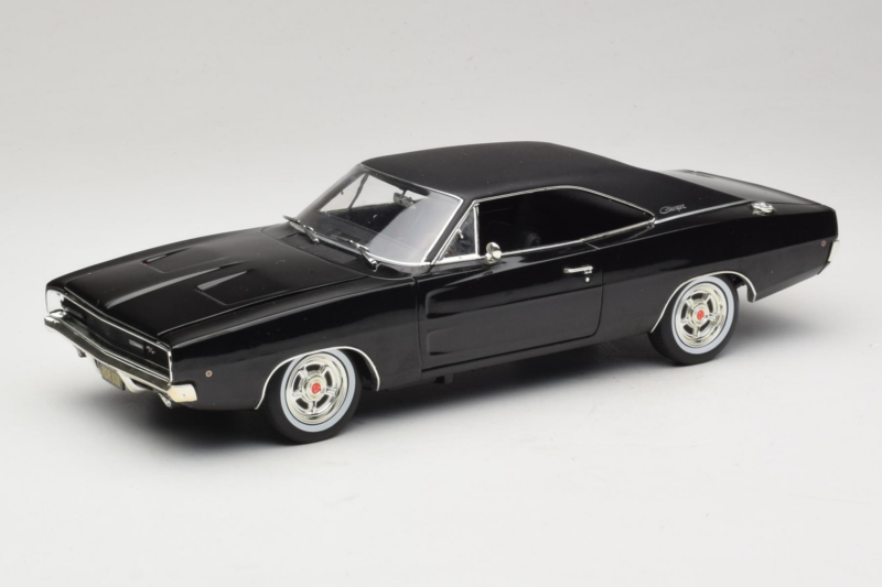 Dodge Charger R/T Steve McQueen Bullitt Movie Greenlight 1:18 12839 Metal
