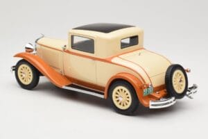 Dodge Eight DG Coupe Beżowy BoS Models 1:18 BOS289 Żywica — zdjęcie 5 z 6