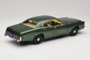 Dodge Monaco Zielony Hunter GreenLight 1:18 19045 Metal — zdjęcie 3 z 8
