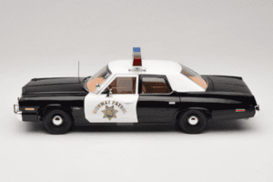 Dodge Monaco Highway Patrol CHiPS Auto World 1:18 AWSS112/06 Metal — zdjęcie 4 z 8