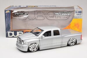 Dodge Ram Tuned Srebrny Jada 1:18 63162-SM Metal — zdjęcie 8 z 8