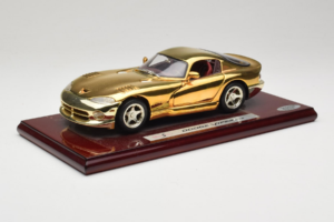 Dodge Viper GTS Gold Plated 23K Maisto 1:18 GP001 Metal — zdjęcie 3 z 8