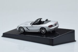 Dodge Viper SRT-10 Srebrny AUTOart 1:43 51703 Metal — zdjęcie 3 z 4
