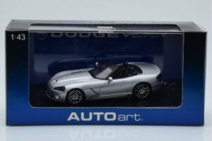 Dodge Viper SRT-10 Srebrny AUTOart 1:43 51703 Metal — zdjęcie 4 z 4