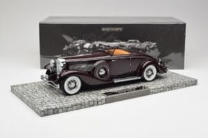 Duesenberg SJN Convertible Coupe Bordowy Minichamps 1:18 107150331 Metal — zdjęcie 2 z 6